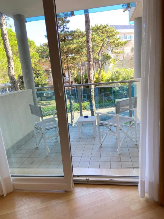 Hotel Bellevue Lignano Sabbiadoro Kültér fotó