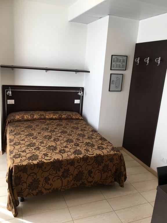 Hotel Bellevue Lignano Sabbiadoro Kültér fotó